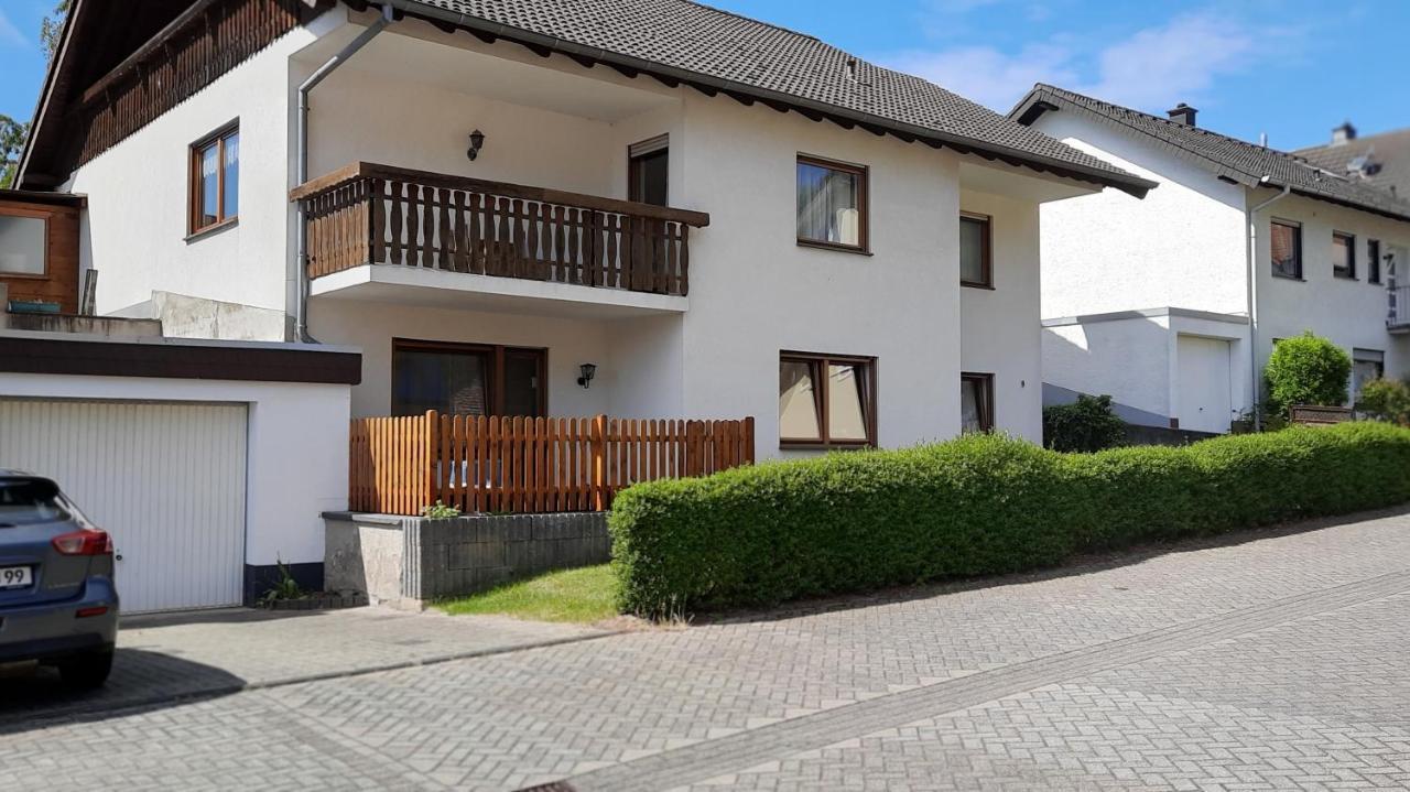 Ferienwohnung Bausenbergblick Niederzissen Luaran gambar